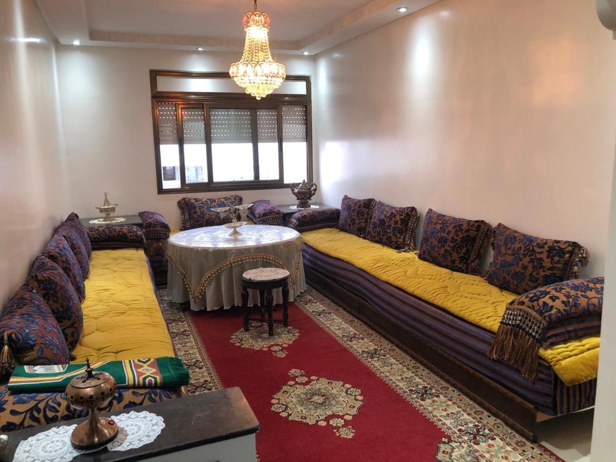 Bel Appartement Renove Proche De La Gare Du Train Rabat Exterior foto